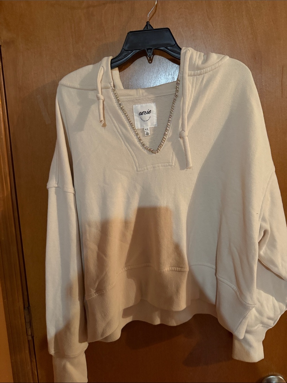 Aerie Cream Hoodie Pullover with V-Neck and Drawstring